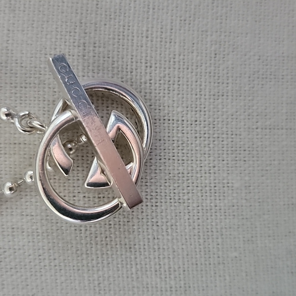 Gucci Sterling Silver Interlocking GG Brit Toggle Necklace - Picture 6 of 10